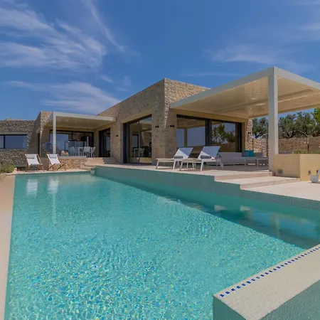 Messinian Nest Villa *