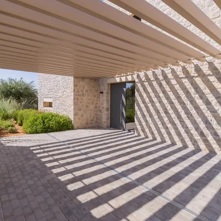 Messinian Nest Gialova