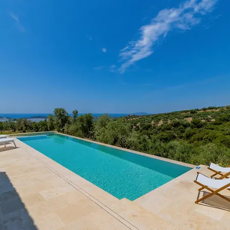 فيلة Messinian Nest يالوفا