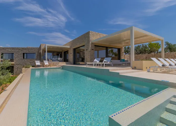 Messinian Nest Villa *