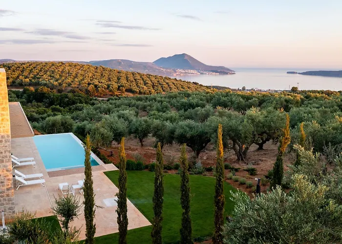 Messinian Nest Villa *