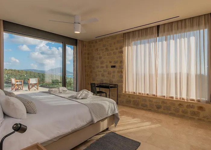 Messinian Nest Villa